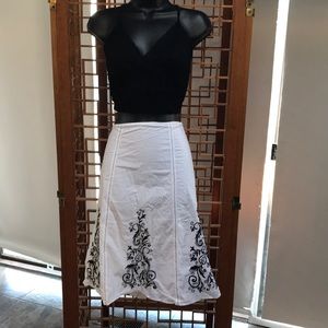 NWOT- George White/Black skirt with detailed black stitching. Size 12.